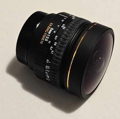 Sigma 8mm fisheye dg - 8mm/3,5, ex